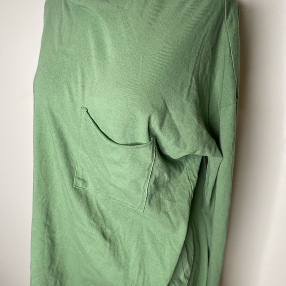 Stateside women’s Green crewneck Pullover Shirt - Picture 5 of 9